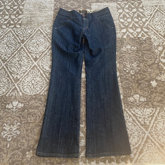 Yuva Flared Jeans - Picture 8 of 8